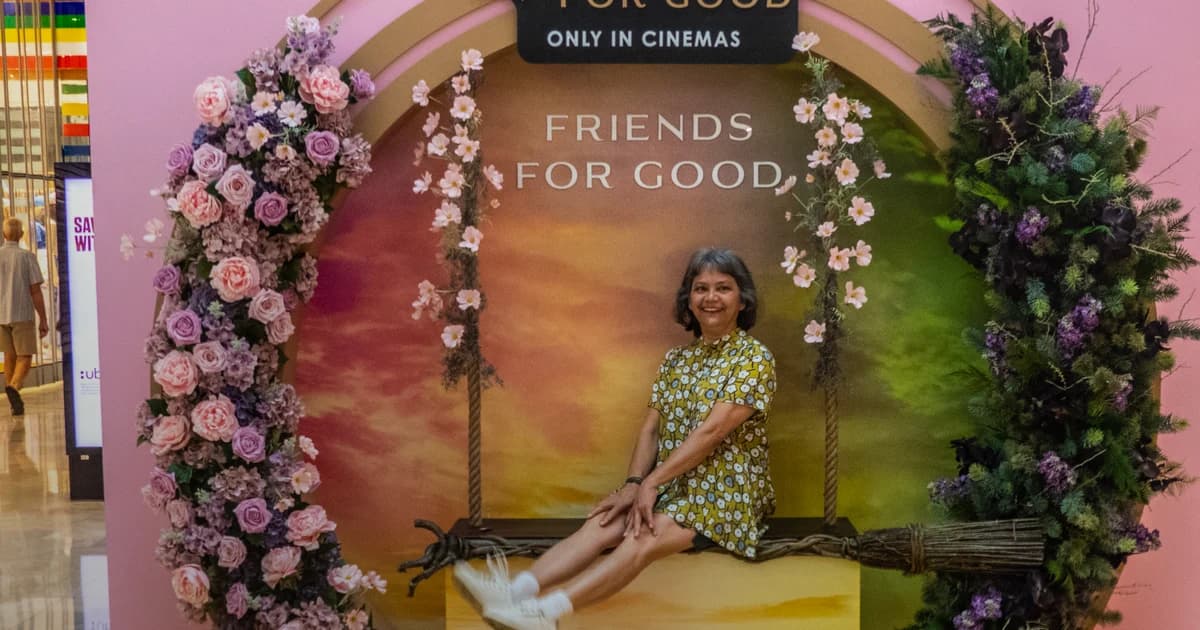 8 Los Angeles Photo Booth Rentals for Weddings, Brand Events, and Parties